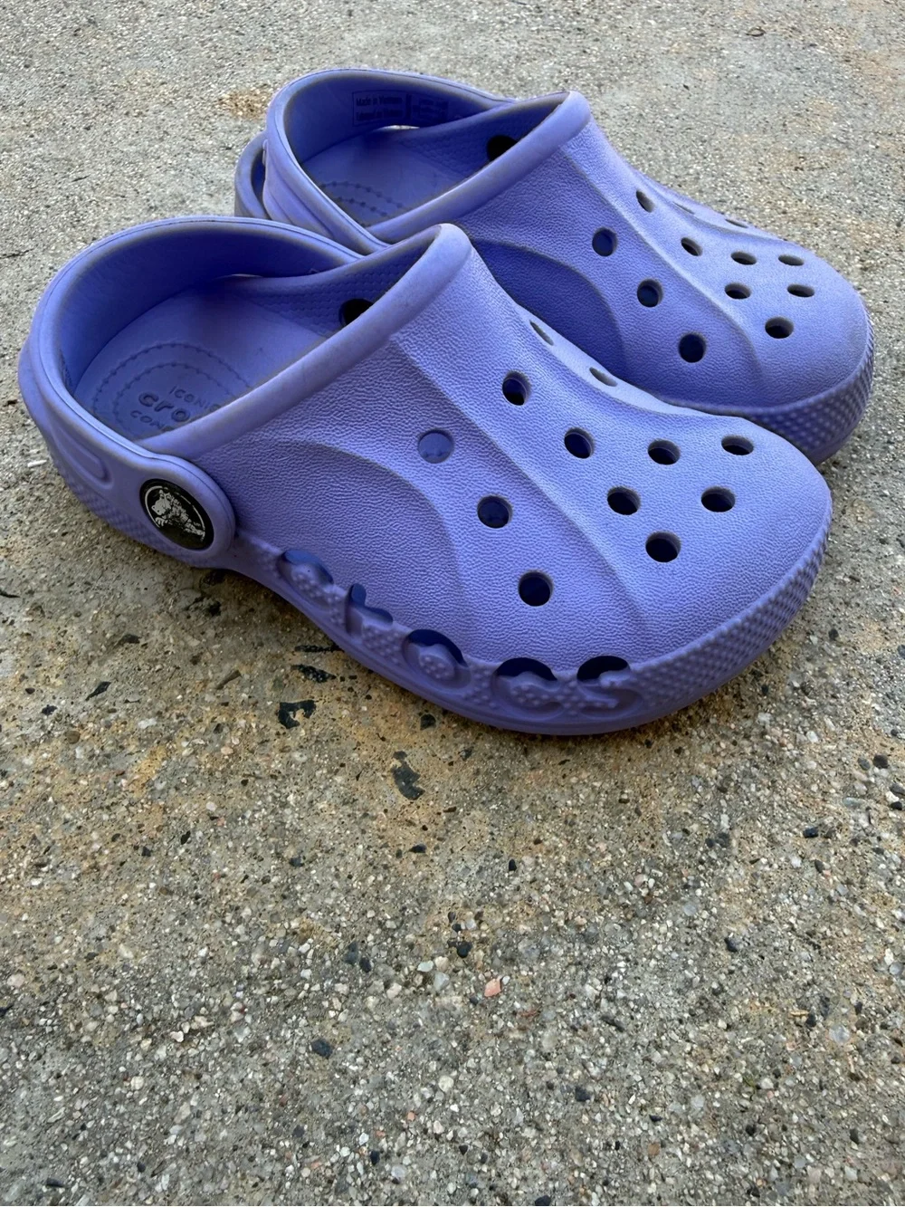 CROCS Kids Baya Clogs size 9 lavender summer camp pool beach camping